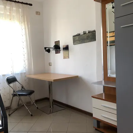 Ajl Lejlighed *